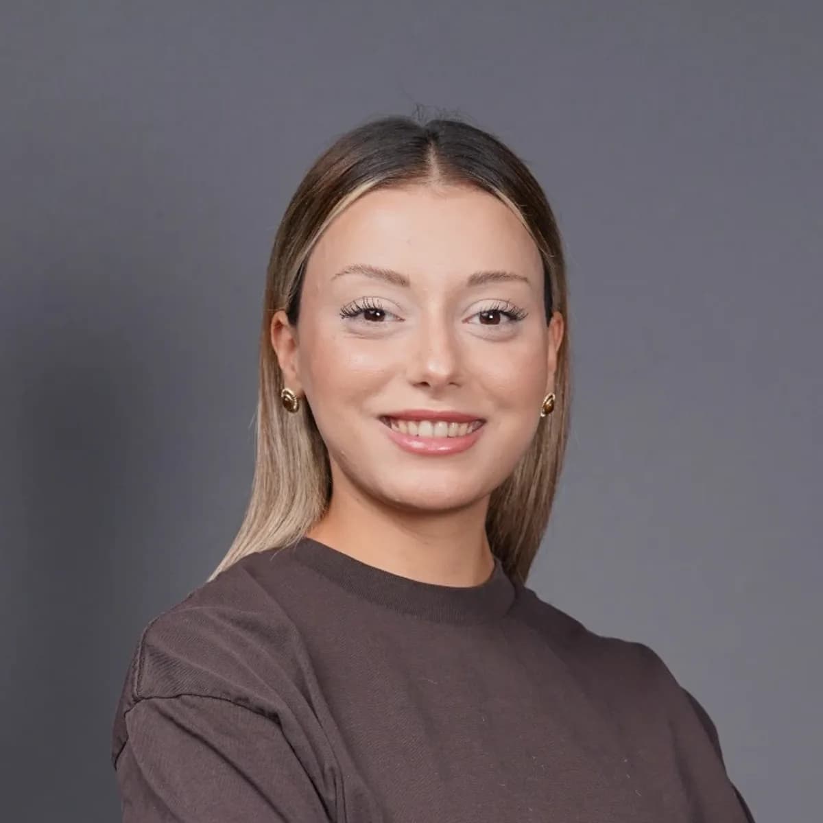 Gülsenur A. — Dział kadr